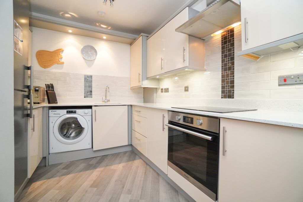 2 bed flat for sale in Littlemill Place, Bowling, Glasgow G60, £135,000