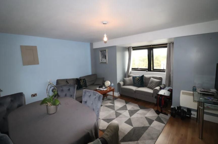 1 bed flat for sale in Birmingham, Warwickshire B1, £140,000