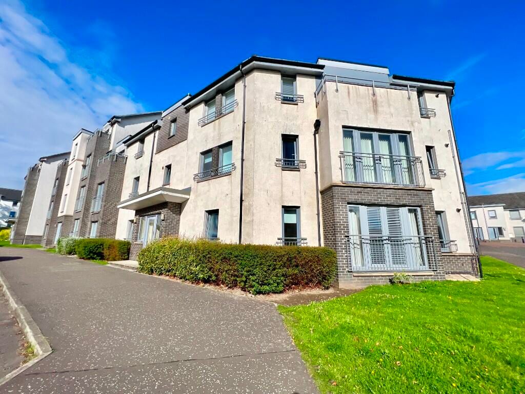 2 bed flat for sale in Crookston Court, Larbert FK5, £134,995