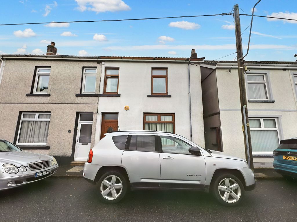 3 bed terraced house for sale in Bwllfa Road, Aberdare CF44, £114,995