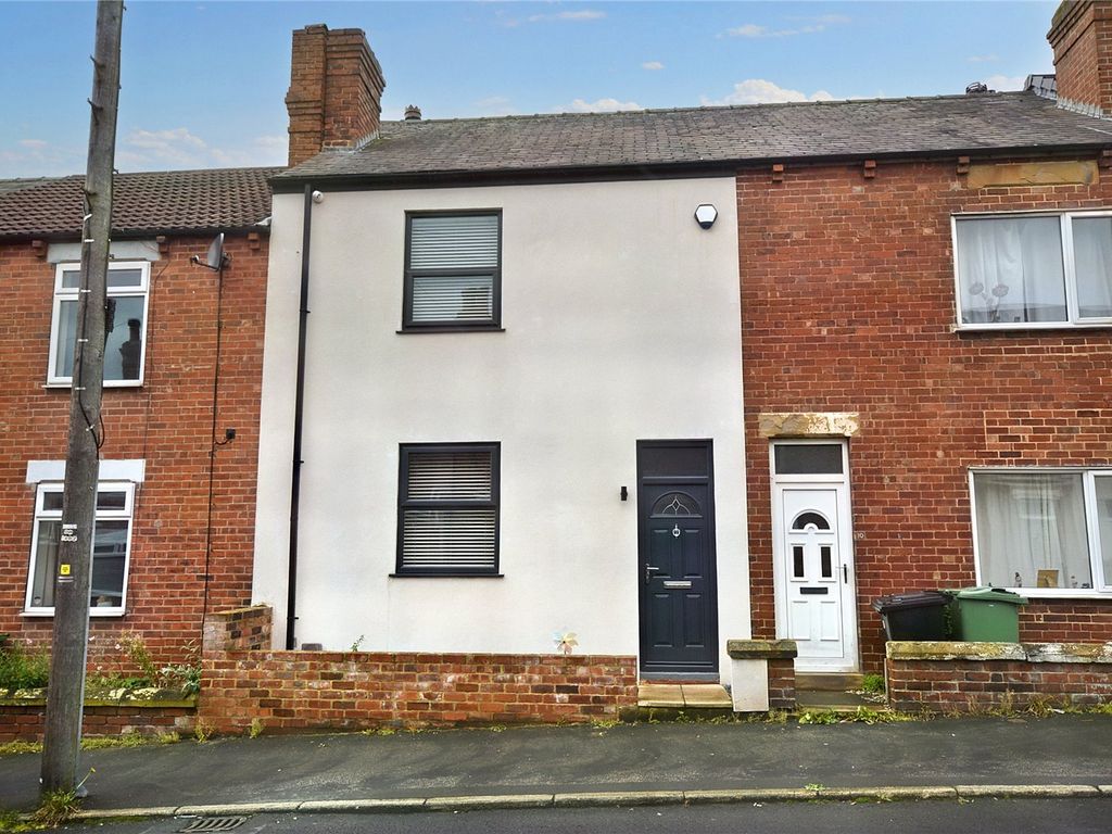 3 bed terraced house for sale in Strawberry Avenue, Garforth, Leeds, West Yorkshire LS25, £215,000