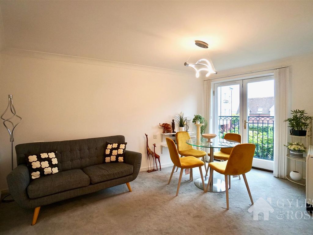 1 bed flat for sale in St. Marys Fields, Colchester CO3, £120,000