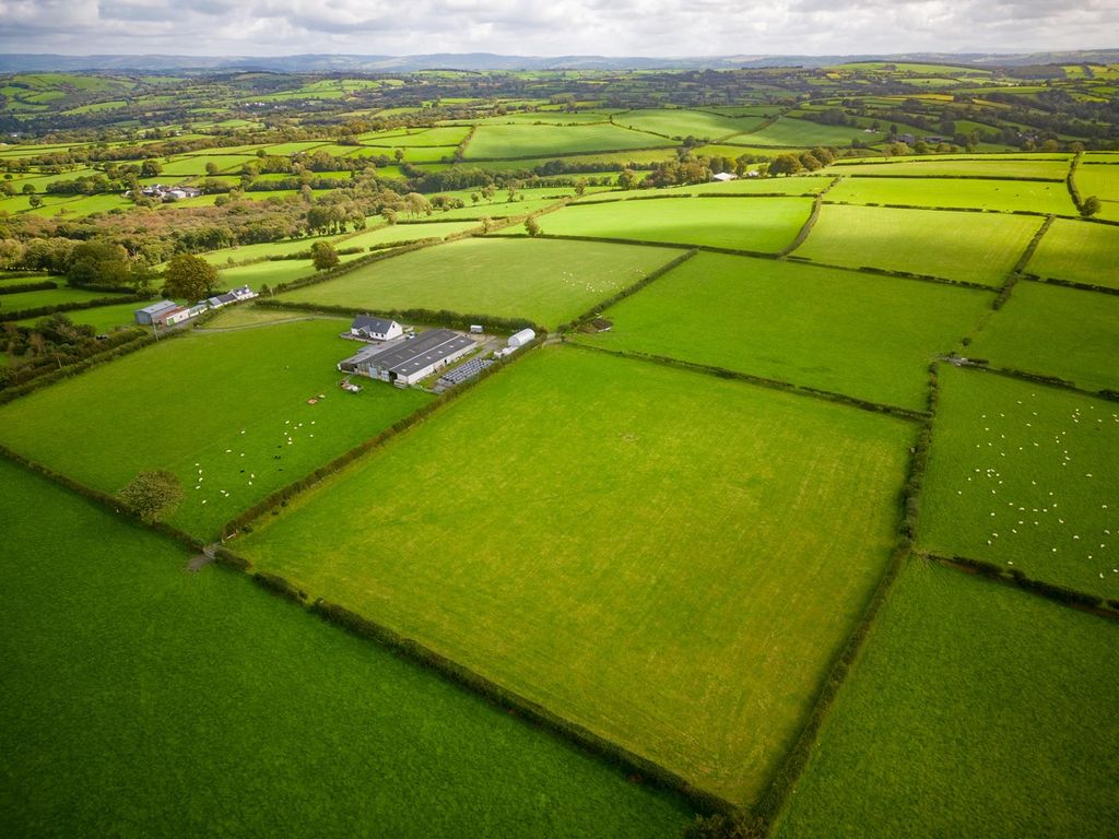 Farm for sale in Dihewyd, Lampeter SA48, £995,000
