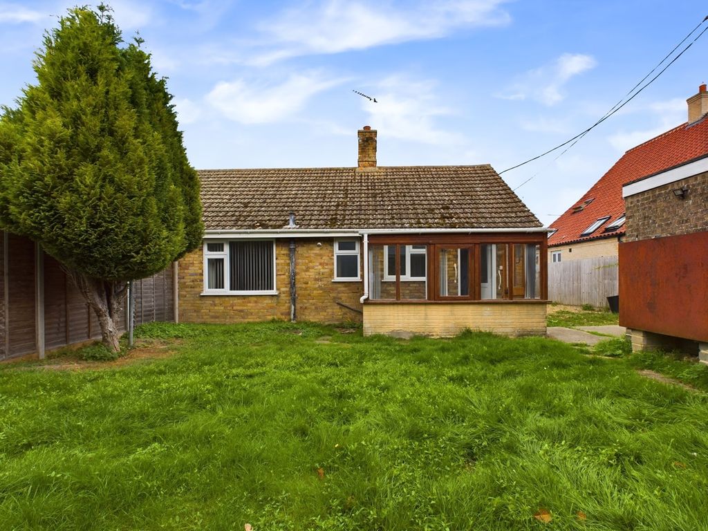 2 bed semi-detached bungalow for sale in Hythe Road, Methwold, Thetford IP26, £189,950