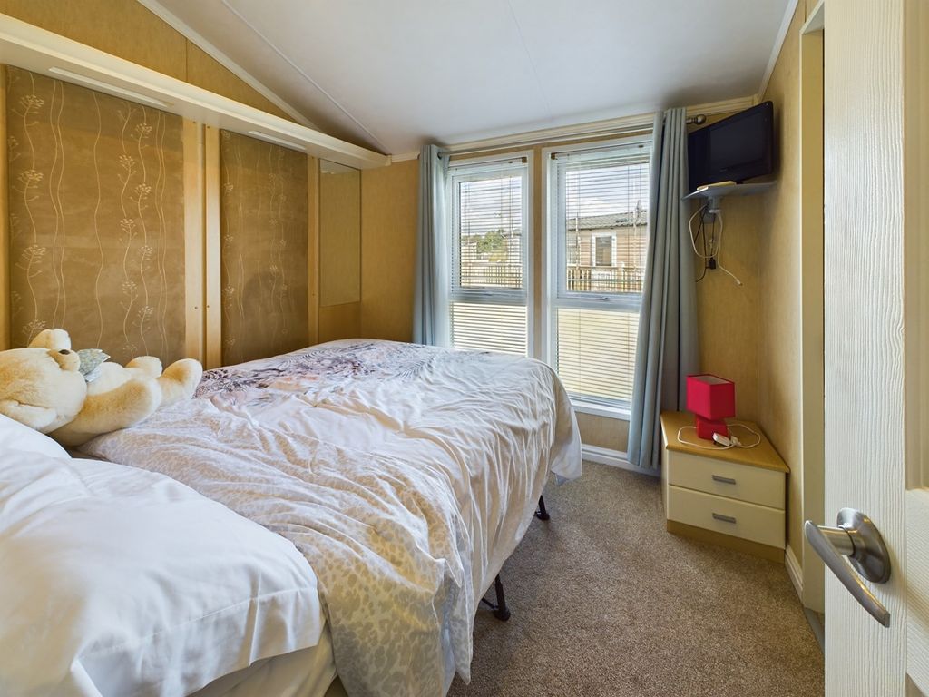 2 bed lodge for sale in Manor Road, Hunstanton PE36, £45,000