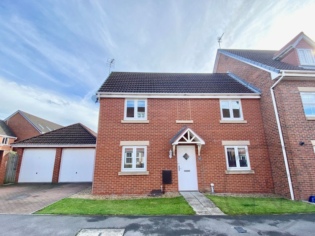 3 bed semi-detached house for sale in Morgan Drive, Whitworth DL16, £180,000