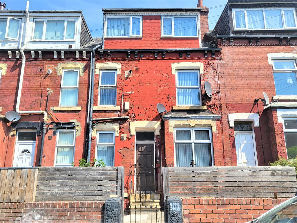 3 bed terraced house for sale in Bayswater Road, Harehills LS8, £129,995