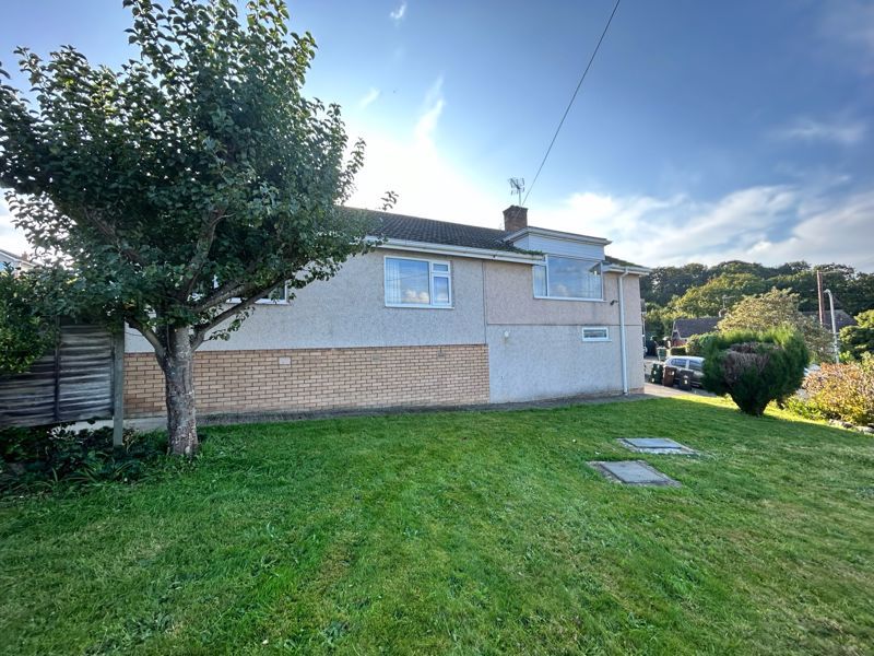 3 bed detached bungalow for sale in Llanelian Heights, Old Colwyn, Colwyn Bay LL29, £264,950