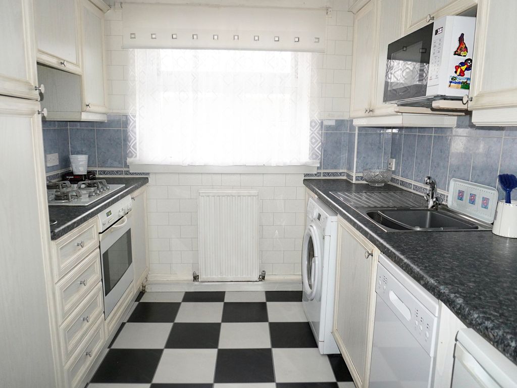 1 bed flat for sale in Capelrig Drive, Calderwood, East Kilbride G75, £65,000