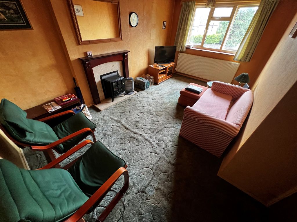 2 bed maisonette for sale in Arden Drive, Birmingham B26, £65,000