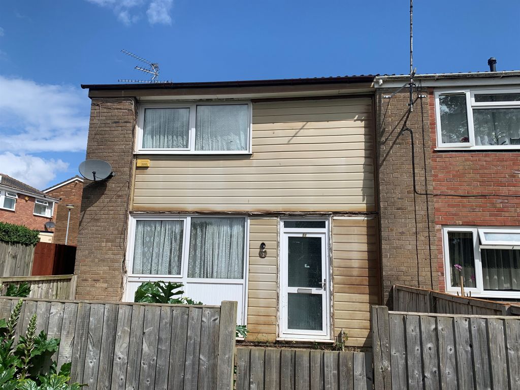 2 bed end terrace house for sale in Middlewood, King's Lynn PE30, £50,000