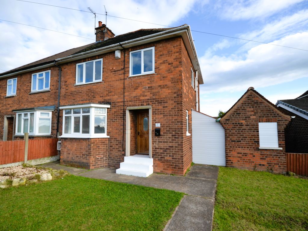 3 bed semi-detached house for sale in Bawtry Road, Harworth, Doncaster DN11, £170,000
