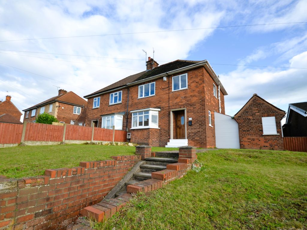 3 bed semi-detached house for sale in Bawtry Road, Harworth, Doncaster DN11, £170,000