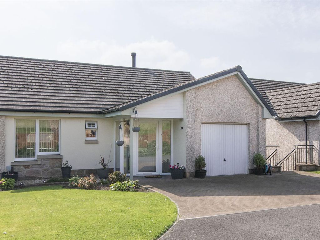 4 bed detached house for sale in Swinburne Drive, Sauchie, Alloa FK10, £310,000