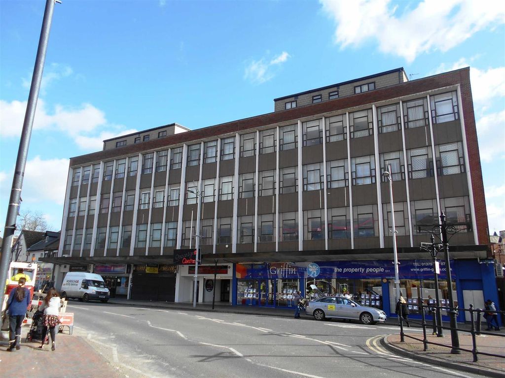 2 bed flat for sale in Queensgate Centre, Orsett Road, Grays RM17, £130,000