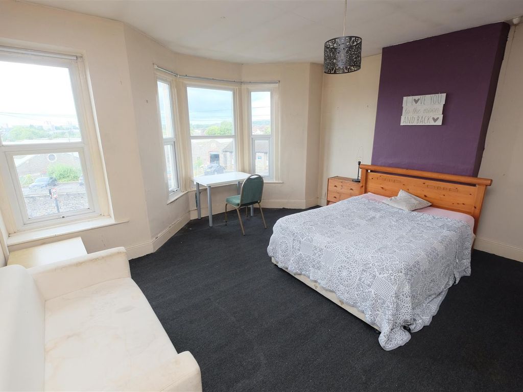 3 bed terraced house for sale in Sandy Park Road, Brislington, Bristol BS4, £320,000