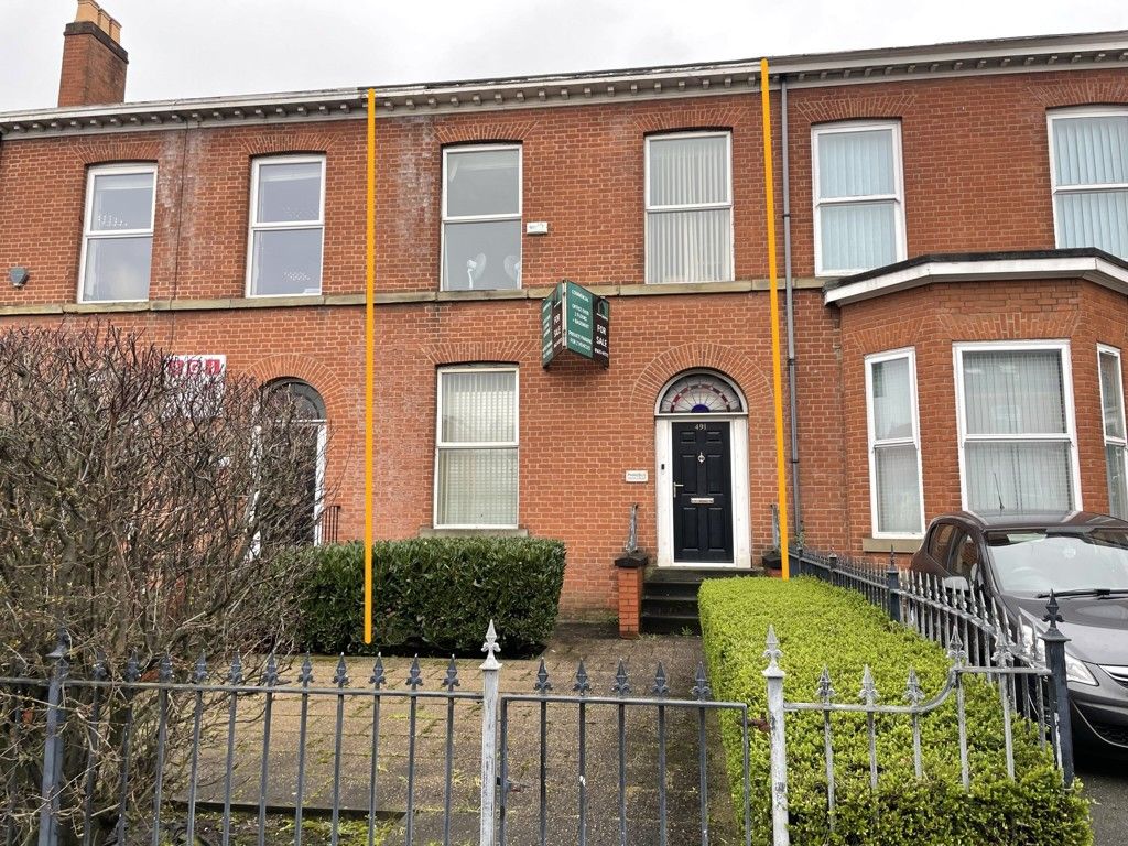 Office for sale in 491 Chester Road, Old Trafford, Manchester M16, £325,000