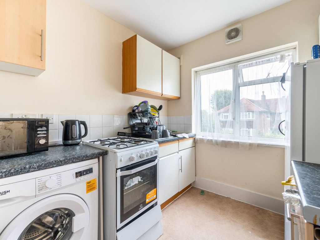 1 bed maisonette for sale in Maybank Avenue, North Wembley, Wembley HA0, £112,500