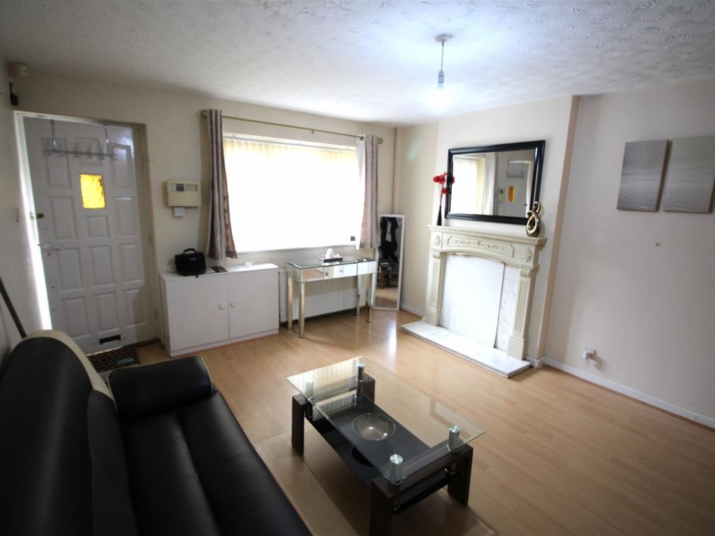 2 bed terraced house for sale in Abercarn Close, Manchester M8, £170,000