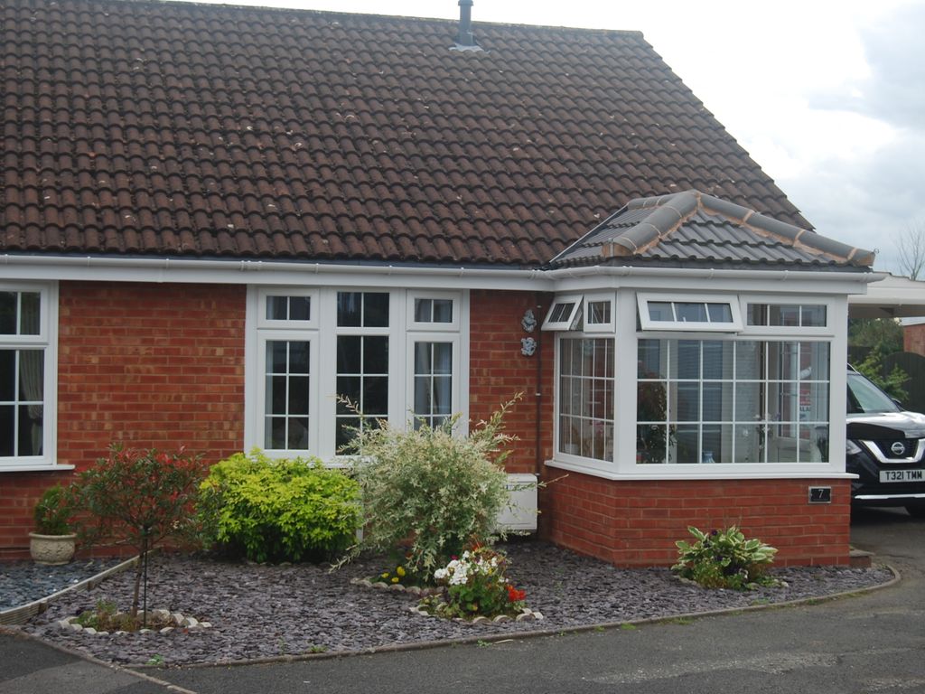 2 bed bungalow for sale in Sagebury Drive, Bromsgrove B60, £292,000