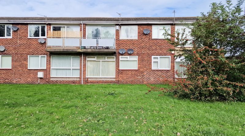 1 bed flat for sale in Hanover Drive, Winlaton, Blaydon-On-Tyne NE21, £25,000