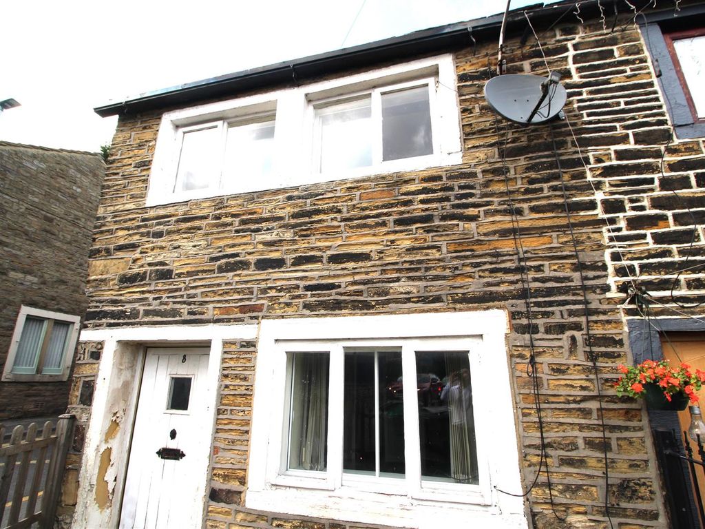 2 bed end terrace house for sale in Town End Road, Clayton, Bradford BD14, £75,000