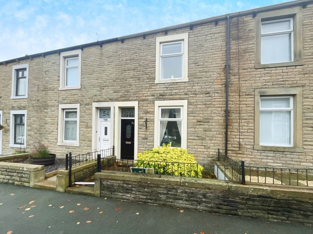 2 bed terraced house for sale in Lower Park Street, Barnoldswick BB18, £130,000