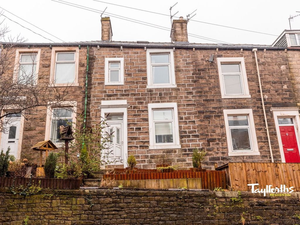 3 bed terraced house for sale in Manchester Road, Barnoldswick BB18, £125,000