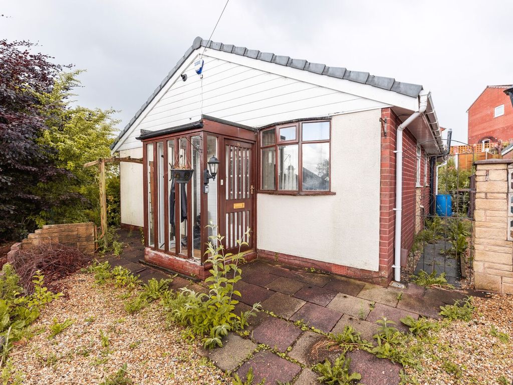 3 bed detached bungalow for sale in Ottershaw Gardens, Blackburn BB1, £200,000