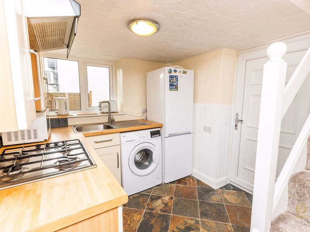 2 bed terraced house for sale in Rutland Street, Blackburn BB2, £80,000