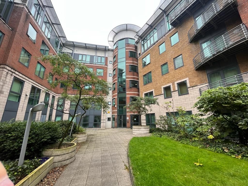 2 bed flat for sale in City South, City Road East, Manchester M15, £175,000