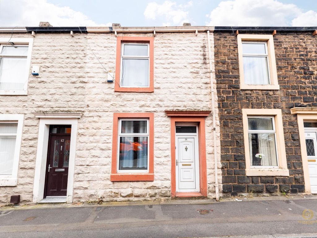 2 bed terraced house for sale in Horne Street, Accrington BB5, £60,000