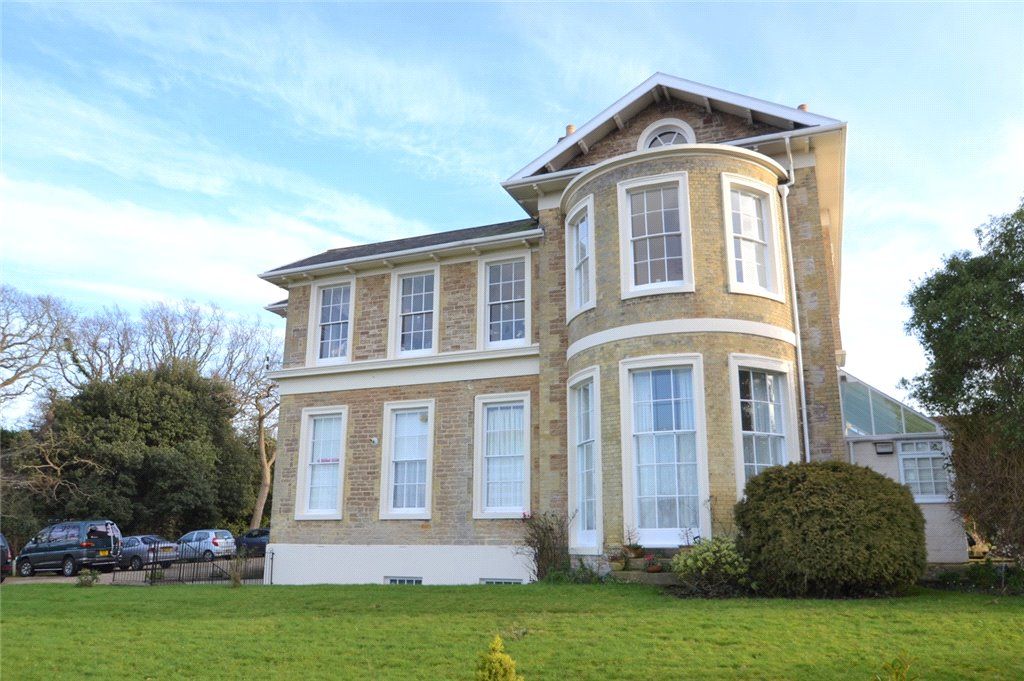 1 bed flat for sale in Coniston Drive, Ryde, Isle Of Wight PO33, £85,000