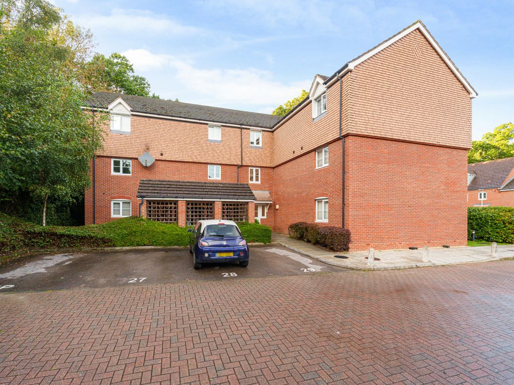 2 bed flat for sale in Poperinghe Way, Arborfield, Reading, Berkshire RG2, £230,000