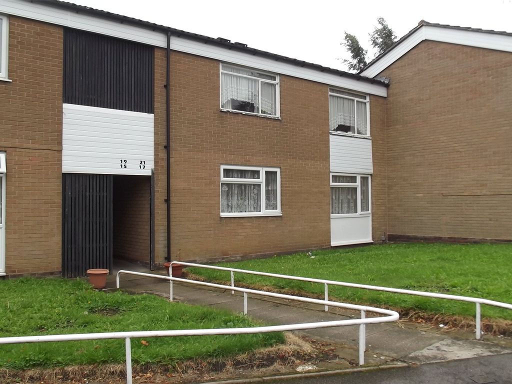1 bed flat for sale in Lakefield Close, Birmingham B28, £85,000