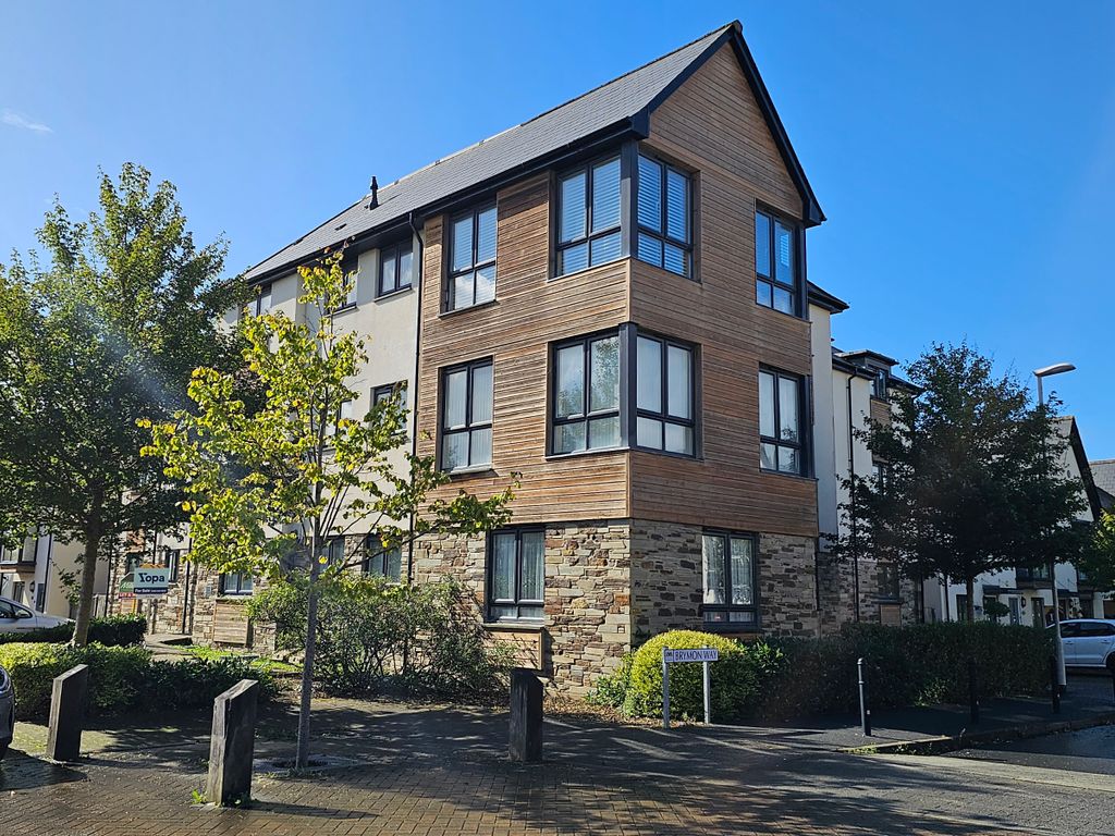 1 bed flat for sale in Piper Street, Plymouth PL6, £150,000
