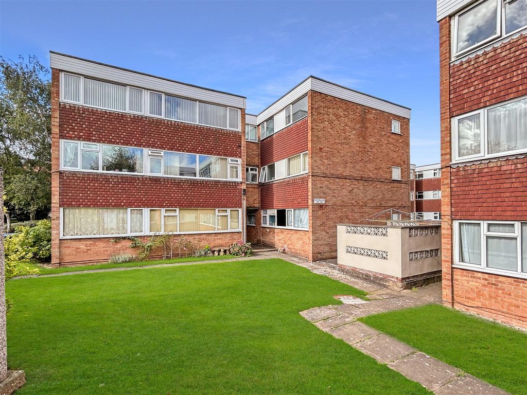2 bed flat for sale in Greendale Road, Whoberley, Coventry CV5, £129,950