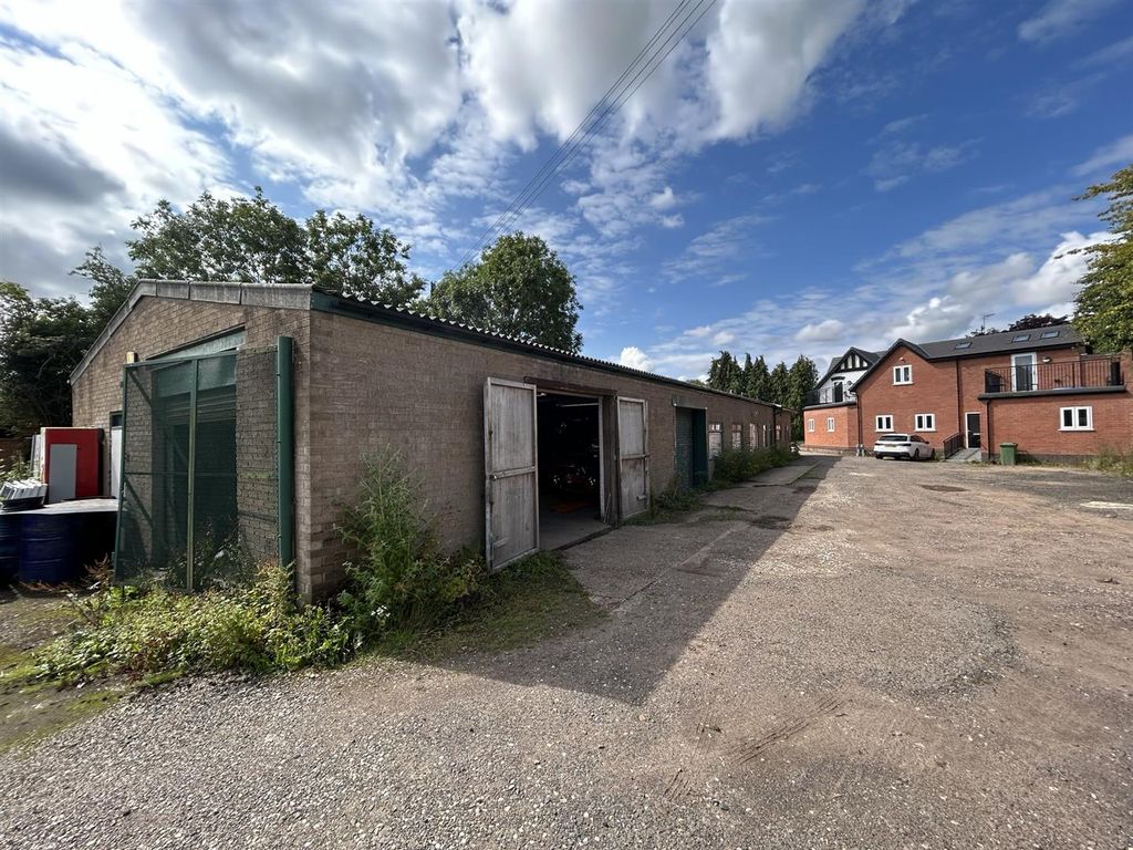 Light industrial for sale in 2A Birmingham Road, Alvechurch, Birmingham B48, £425,000