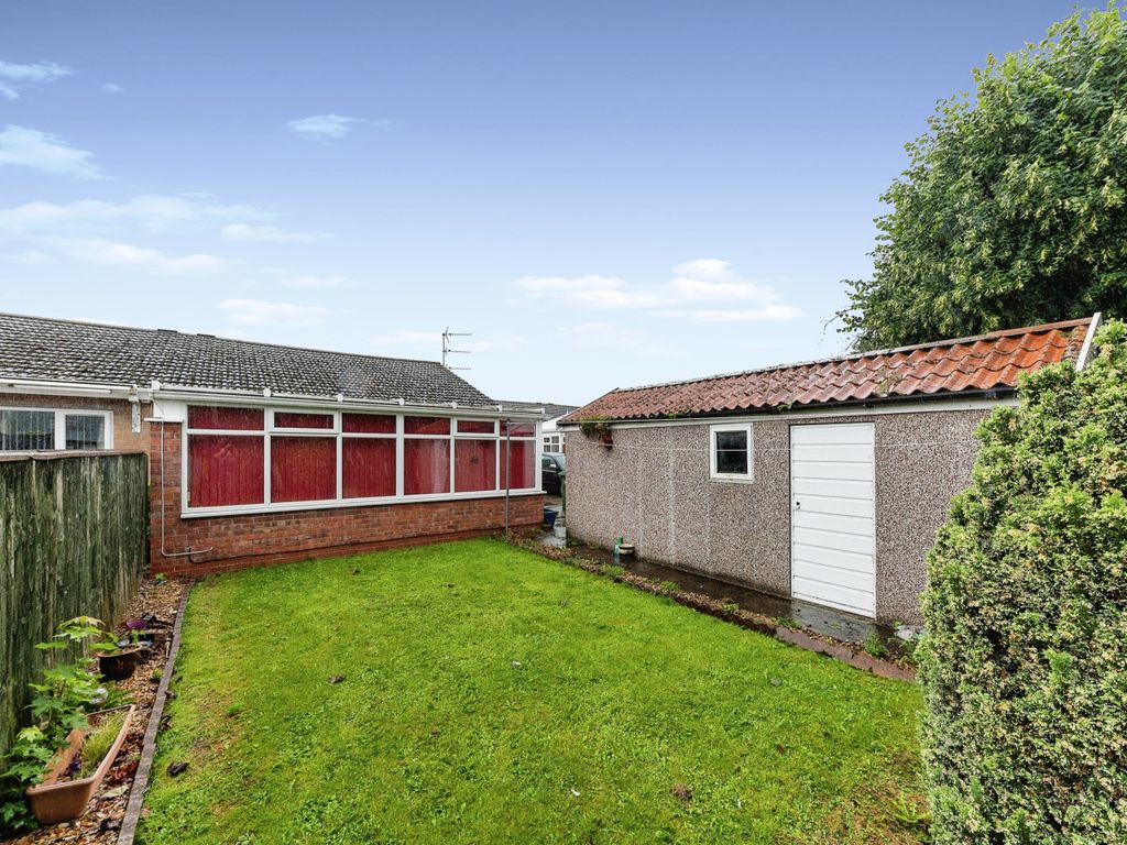 2 bed semi-detached bungalow for sale in Oban Court, Immingham DN40, £165,000