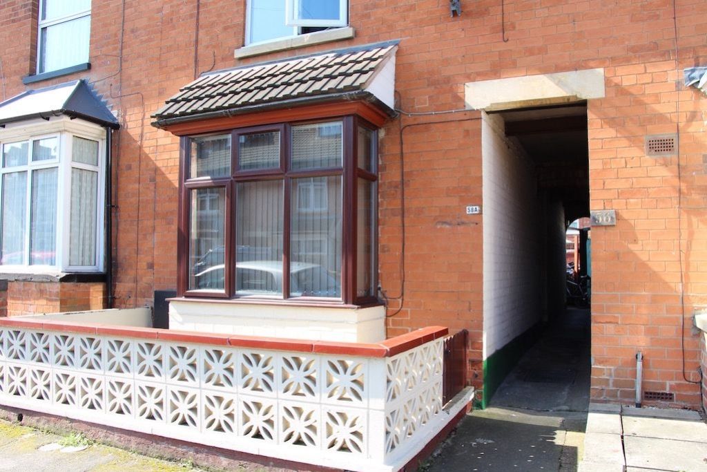 1 bed flat for sale in Houghton Road, Grantham NG31, £80,000