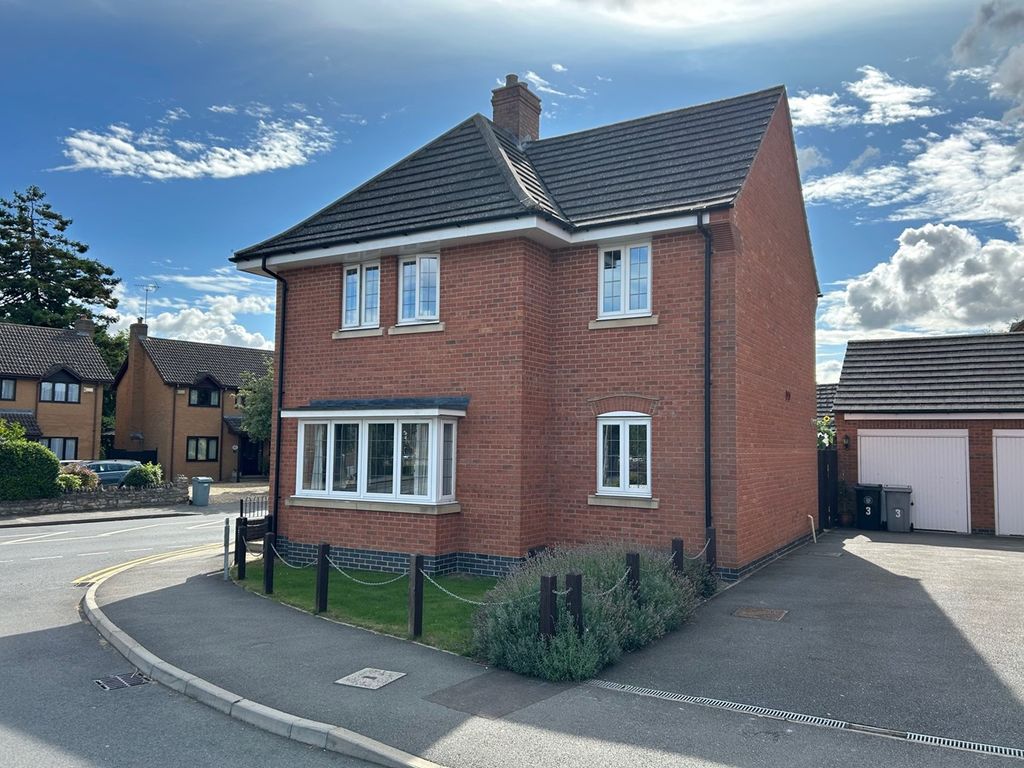 4 bed detached house for sale in Lincolnshire, Bourne PE10, £269,995