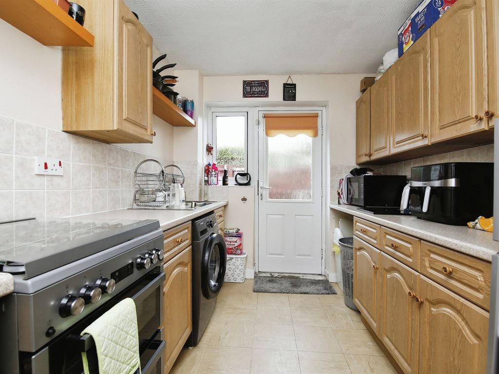 2 bed terraced house for sale in Marlborough Close, Billingham TS23, £90,000