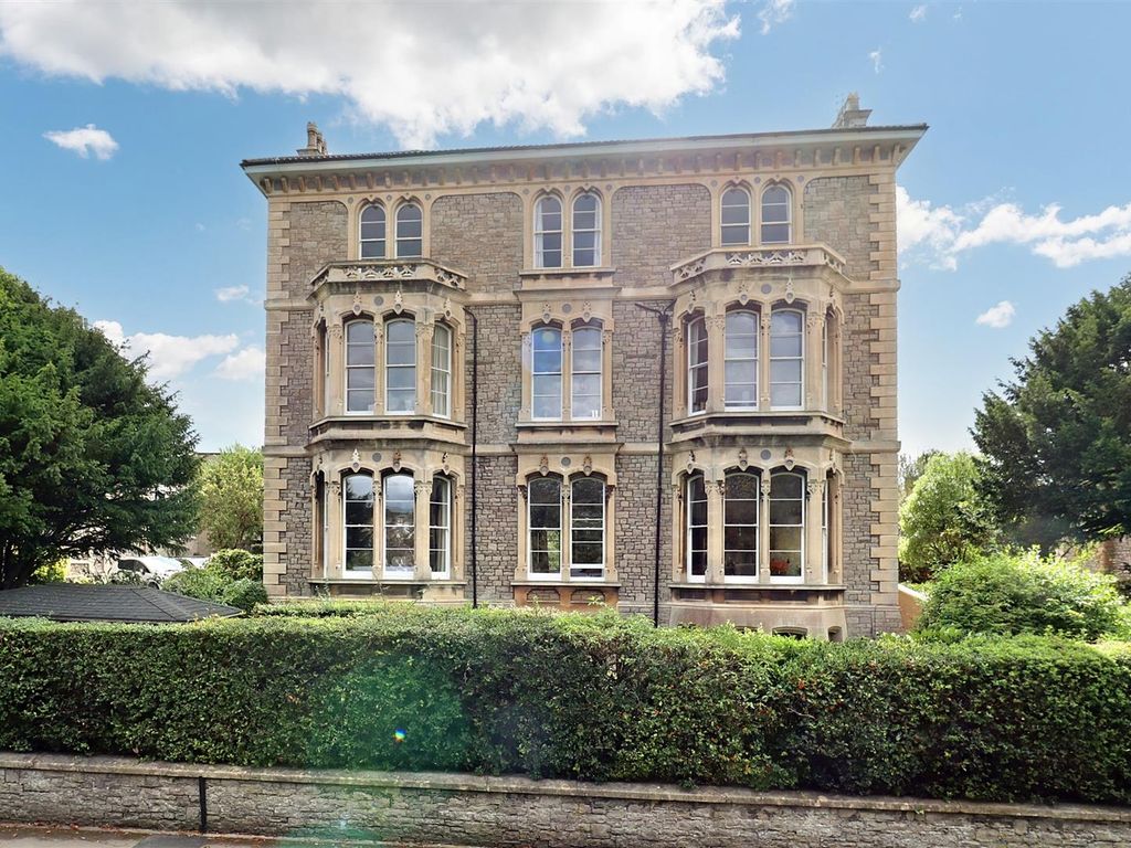 2 bed flat for sale in Elton Road, Clevedon BS21, £339,950