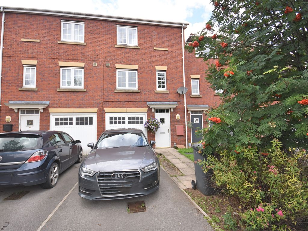 3 bed town house for sale in The Haven, Selby YO8, £175,000