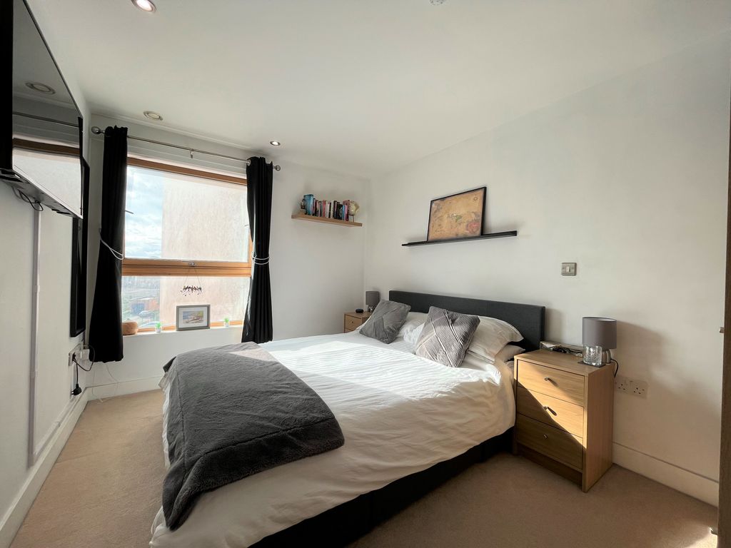 1 bed flat for sale in Chadwick Street, Hunslet, Leeds LS10, £115,000