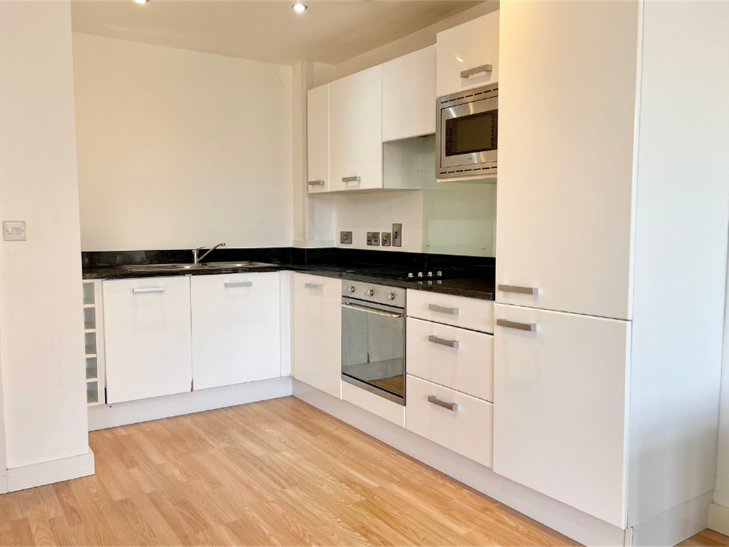 2 bed flat for sale in 16 Cossons House, Beeston NG9, £210,000