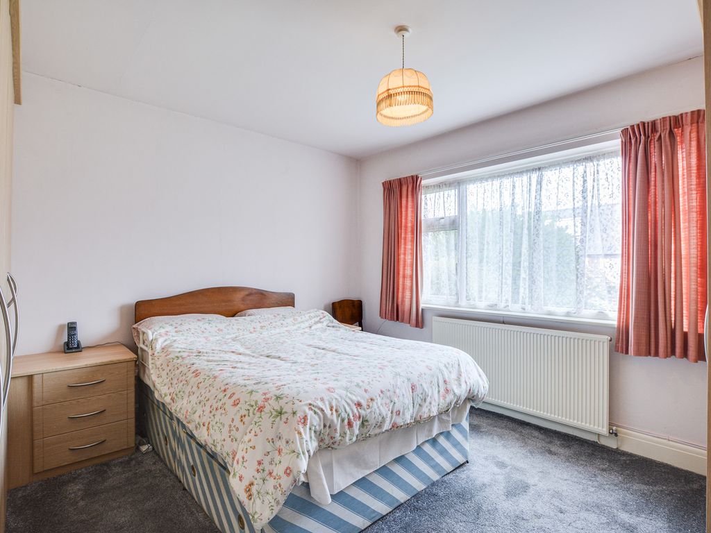 4 bed bungalow for sale in Aspels Nook, Penwortham, Preston PR1, £310,000