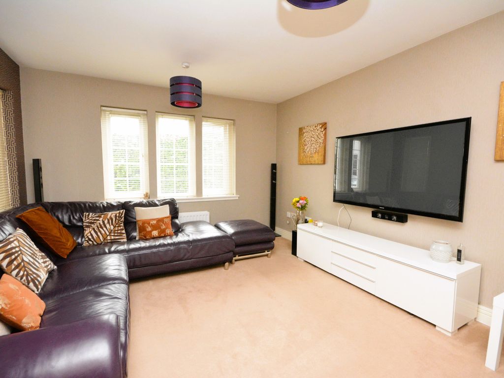 4 bed detached house for sale in Tak Me Doon Road, Larbert, Stirlingshire FK5, £299,500