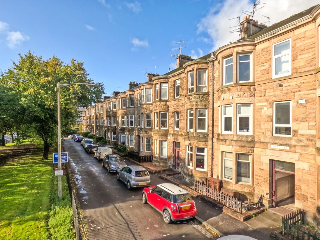 1 bed flat for sale in Temple Gardens, Anniesland, Glasgow G13, £75,000