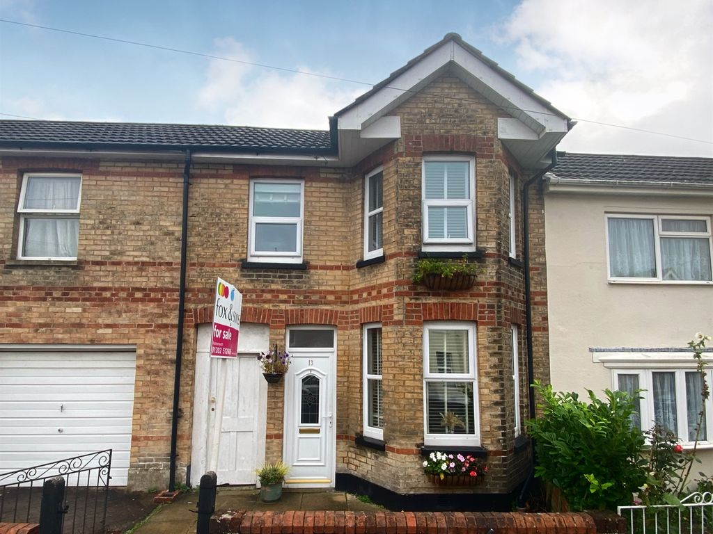 3 bed terraced house for sale in Trafalgar Road, Winton, Bournemouth BH9, £315,000